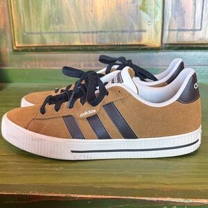 Adidas Men's Tan and Black Sneakers